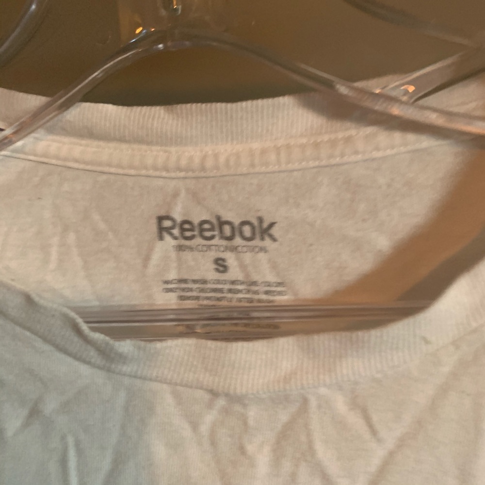 Reebok long sleeve t-shirt - Picture 3 of 4